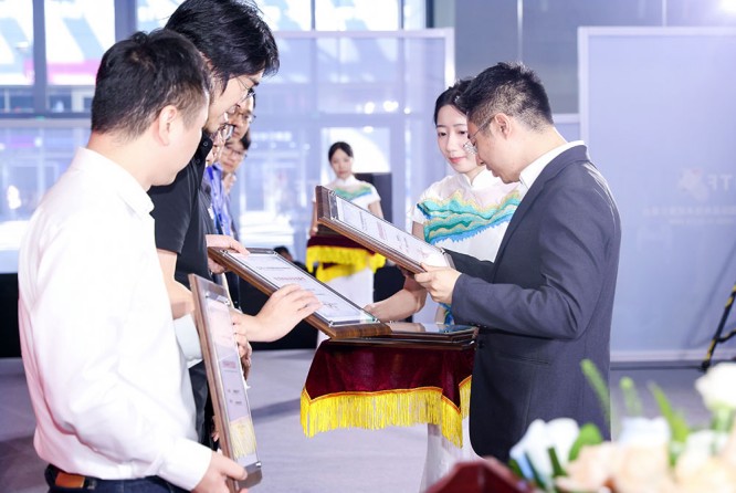 深圳高交会颁奖典礼 (6).jpg
