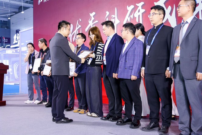 深圳高交会颁奖典礼 (7).jpg